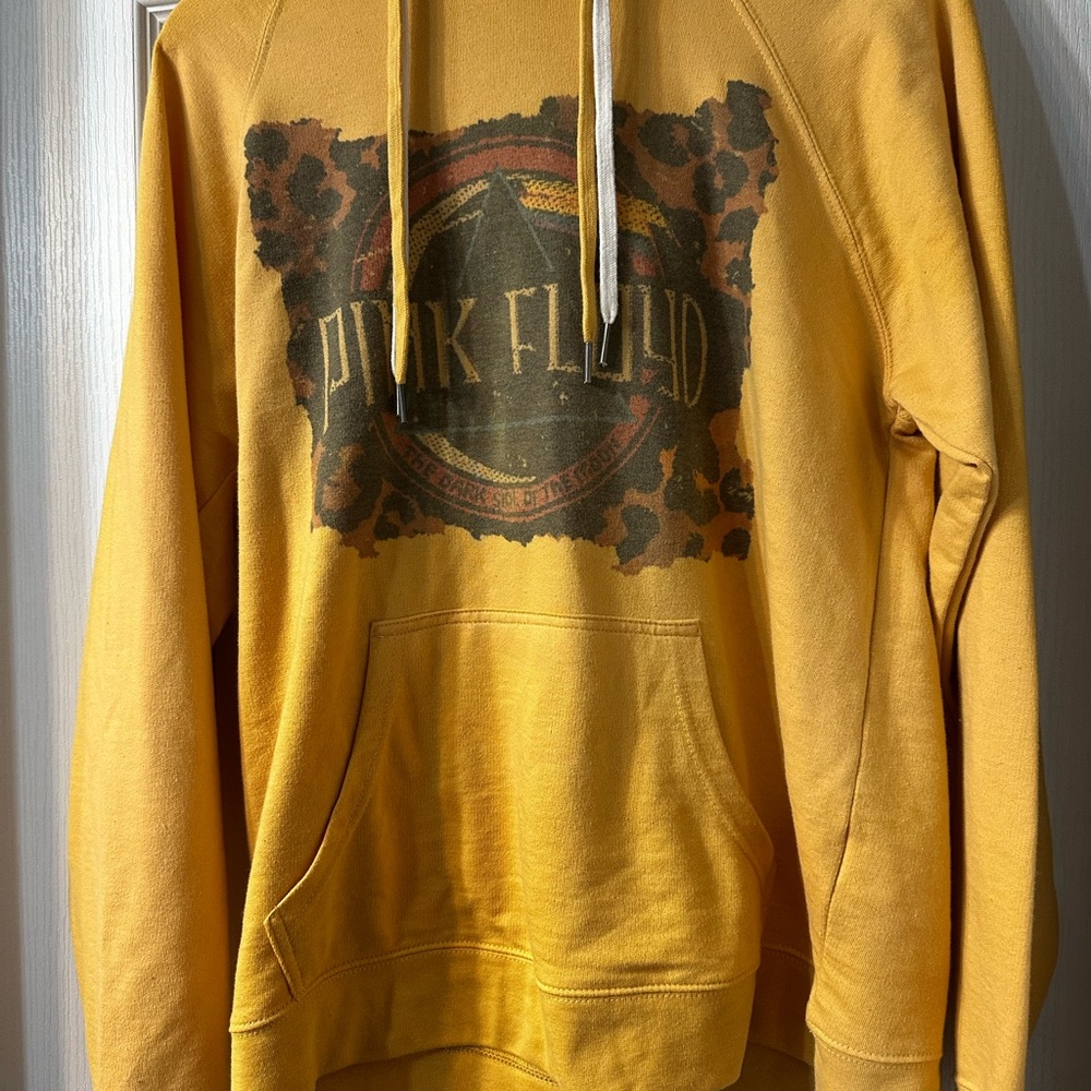 NWOT Yellow Pink Floyd Hoodie